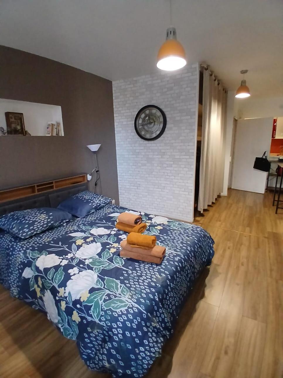 Appartement Renove , Quartier Historique Du Panier , Centre-Ville Marseille Luaran gambar
